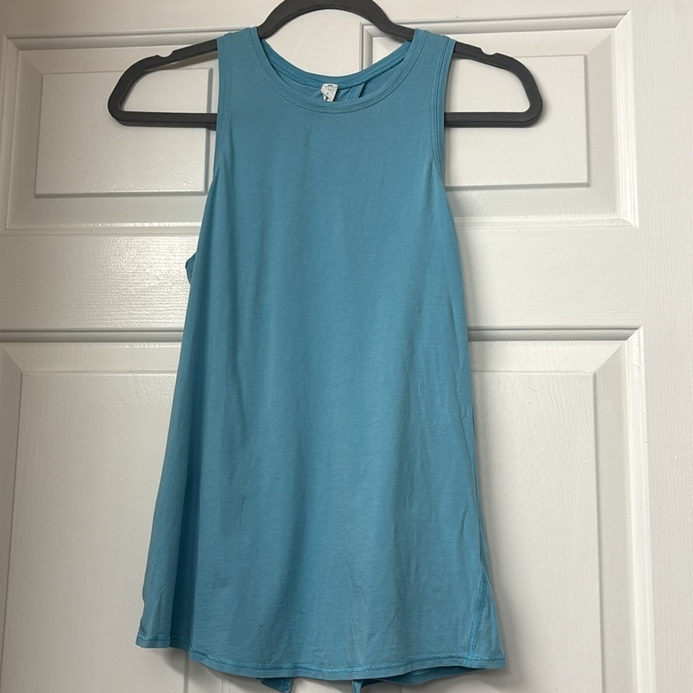 Lululemon tank top